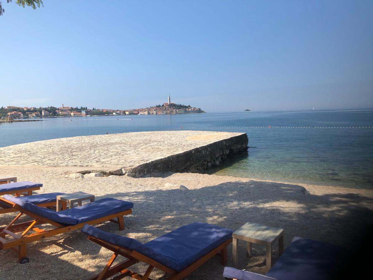 Total Escape Mobile Home Nera Camp Porton Biondi Rovinj Bagian luar foto