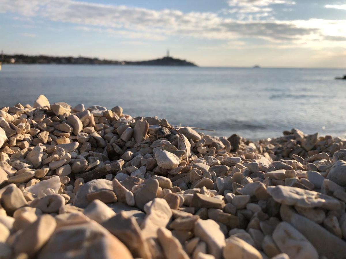 Total Escape Mobile Home Nera Camp Porton Biondi Rovinj Bagian luar foto